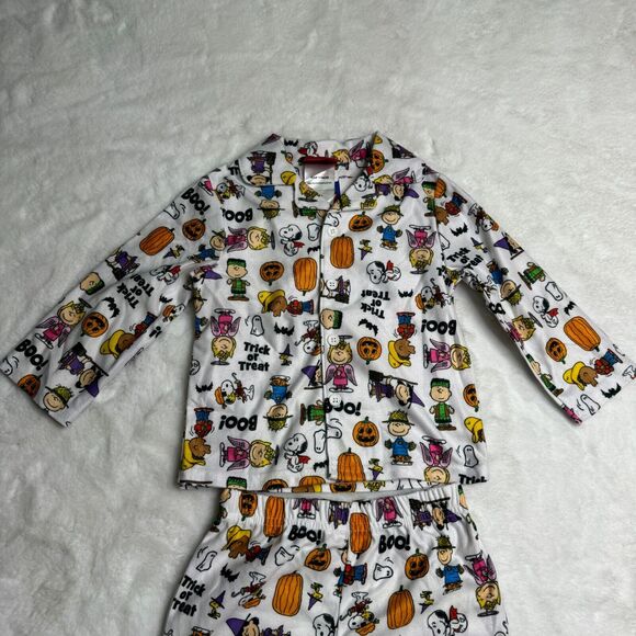Peanuts Snoopy Kids Pajama Set Halloween Matching Family 24M Shirt Pants‎ PJs - Picture 4 of 13